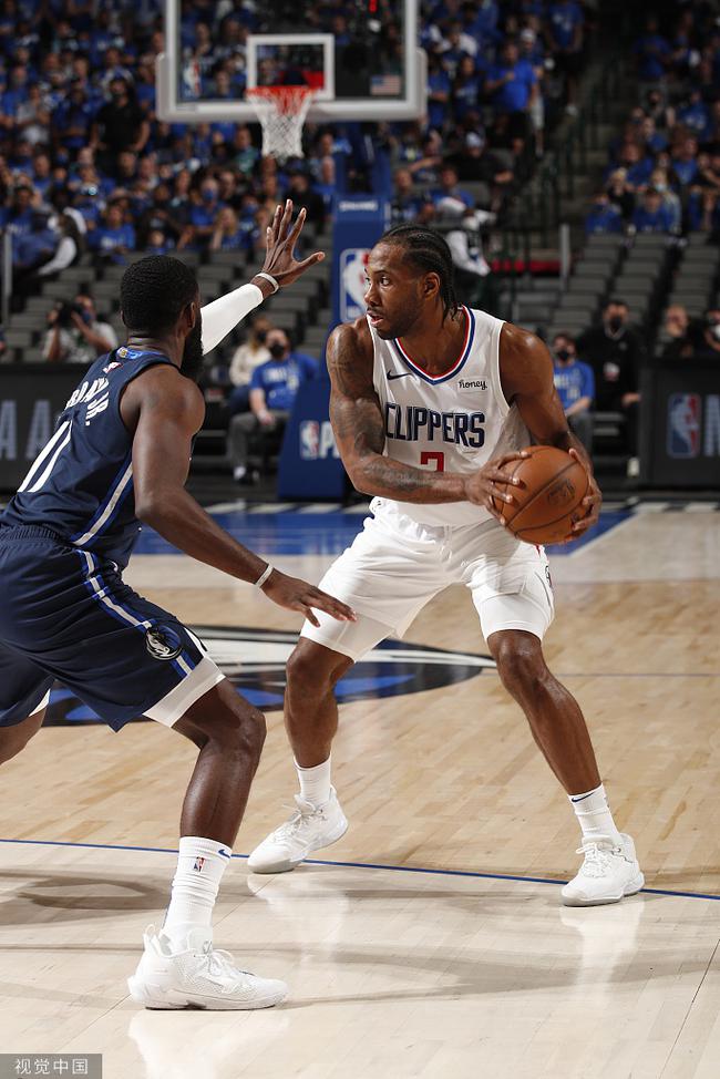 赛中成为焦 赛中成为焦