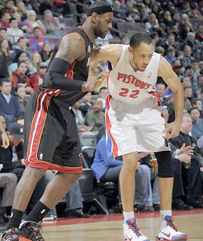 场的吸引 场的吸引