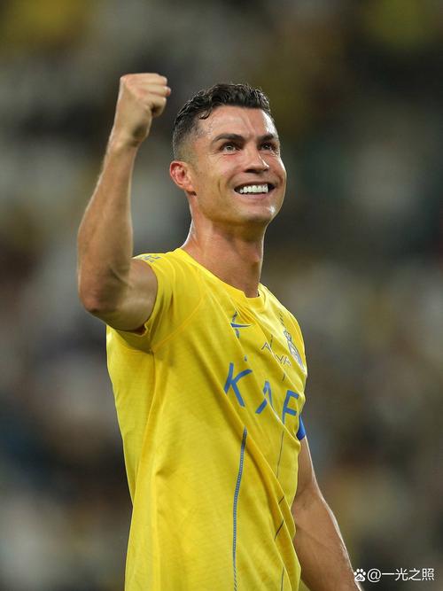 记者：门德斯希望阿尔梅达离开瓦伦西亚，狼队、本菲卡有意