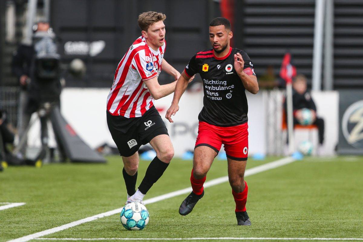 瑞士研究人员开发出能演奏复杂鼓点的人形机器人，展现创意艺术潜力。