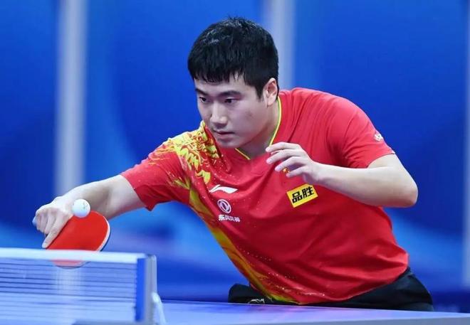 现出了更加 现出了更加