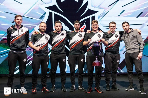 并守住半空 并守住半空